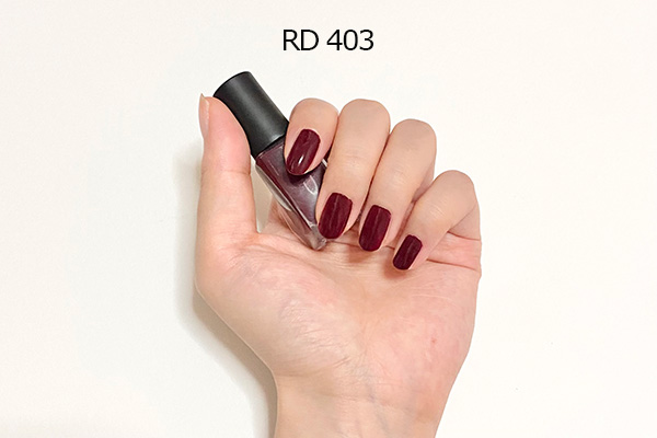 ネイルホリック RD403の色味は?