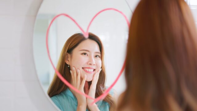 痛み・ダウンタイムがほぼないので、仕事や予定を気にせずこっそりキレイになれちゃいます。