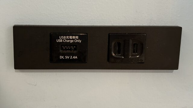 IKEAのレストランにはコンセントがあります