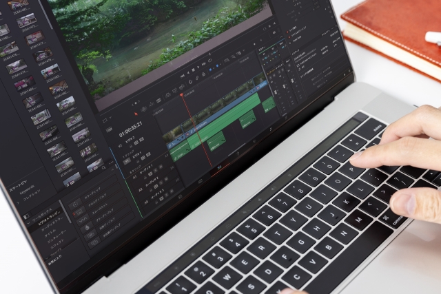 動画編集を効率化するAI活用法