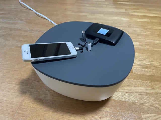 集中力が続くデスクガジェット｜ケーブルボックス