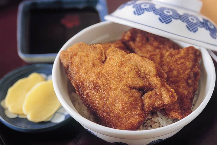 福井で絶対に行くべきソースカツ丼の名店5選①ヨーロッパ軒（総本店・各分店）