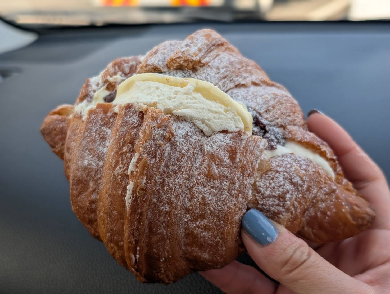 【石川・野々市】48層のサクふわ食感！「下町の時計台」のクロワッサンをテイクアウト