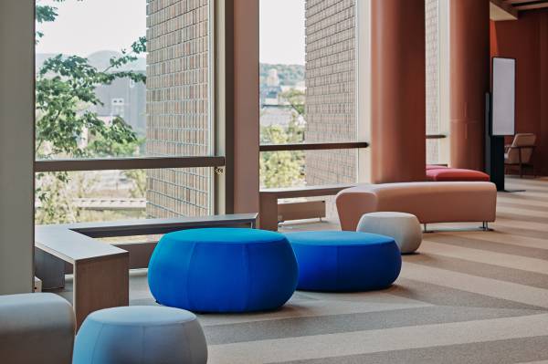 石川県立図書館の魅力②本を読まなくても楽しい！観光客におすすめの過ごし方