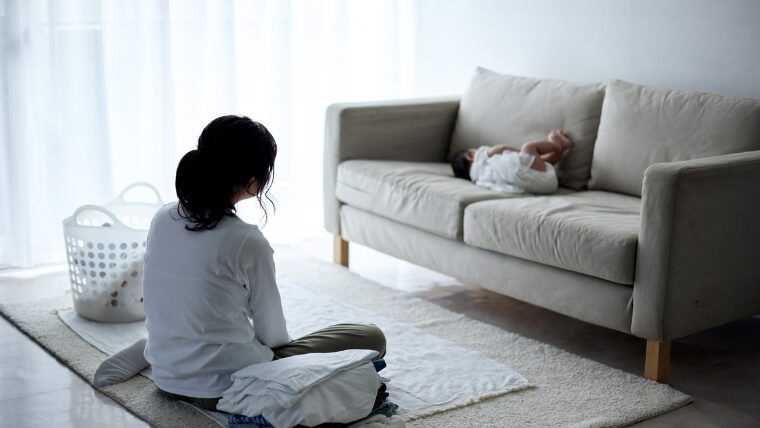 育児中でも仕事が回る人がやっている“完璧を捨てる”思考法①なぜ育児中は「完璧にやろう」とするほど苦しくなるのか