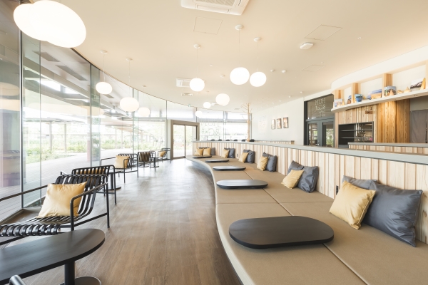 石川県立図書館の魅力③人気店「HUM&Go#（ハムアンドゴー）」でひと休み