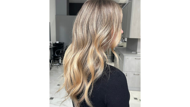 ハイトーンヘアの眉マスカラとして、ロムアンドとKISS「うす眉メーカー」が選ばれるワケ