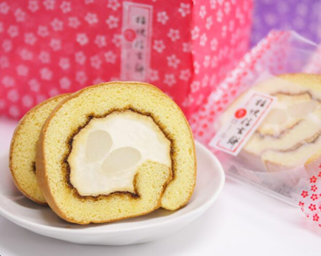 【山梨名物・信玄餅】出張で知っておきたい定番から進化系スイーツ13選⑦桔梗信玄餅生ロール