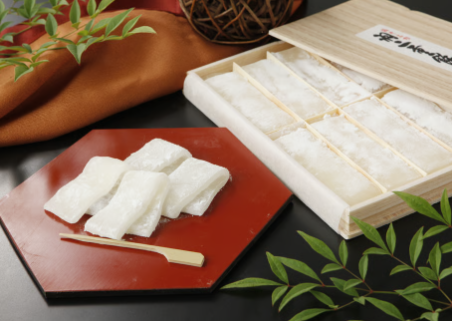 福井で有名なお土産②羽二重餅（はぶたえもち）織物屋さんの想いから生まれた「食べるシルク」