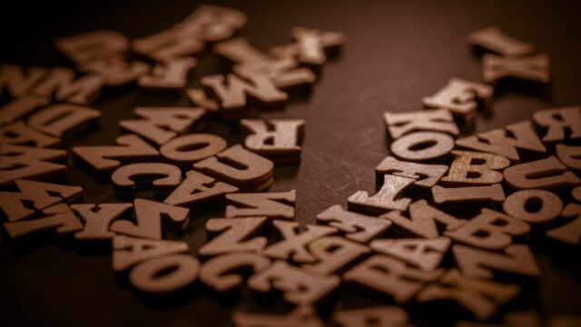 英会話初心者でもオンライン英会話で伸びる？料金相場を英会話コンサルが徹底解説