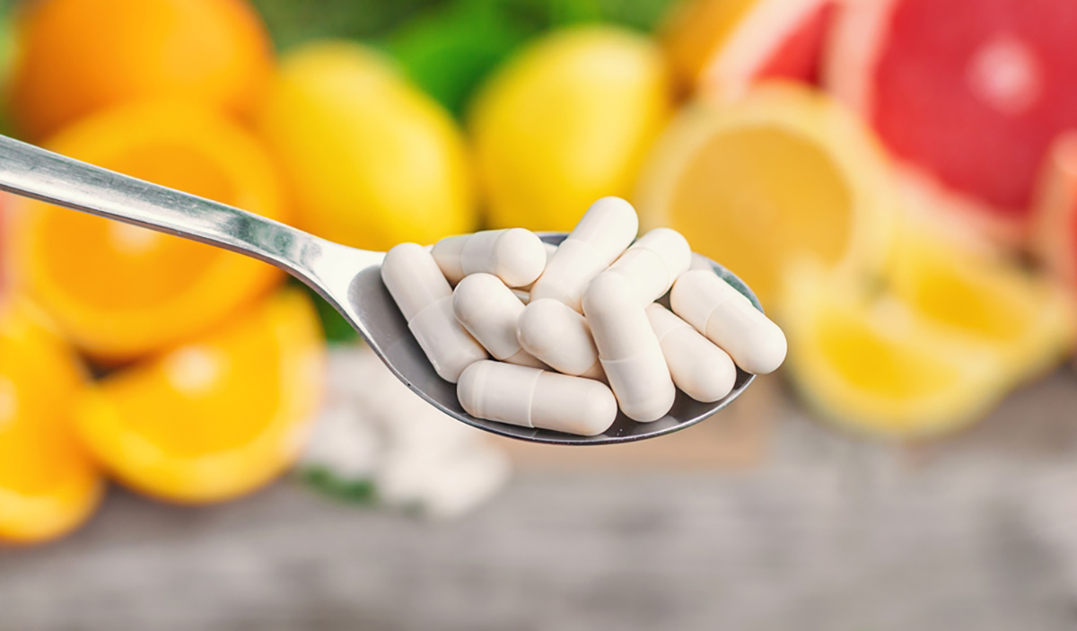 1日に必要なビタミンC摂取量の目安