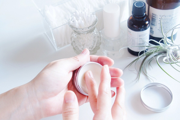 荒れやすい人が「ネンマクフェイクルージュ」を使いこなすコツ