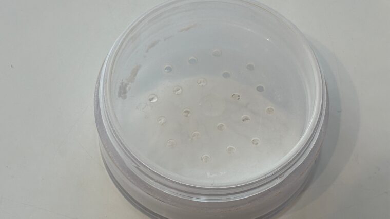 【比較結果】TFITvsメイクキープパウダー　価格が安いのはメイクキープパウダー