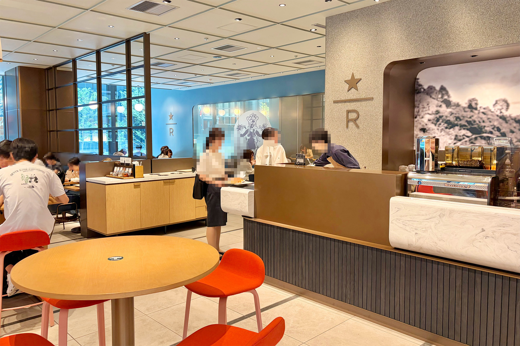 普通のスタバと何が違う？スタバリザーブカフェ天神の店内の雰囲気