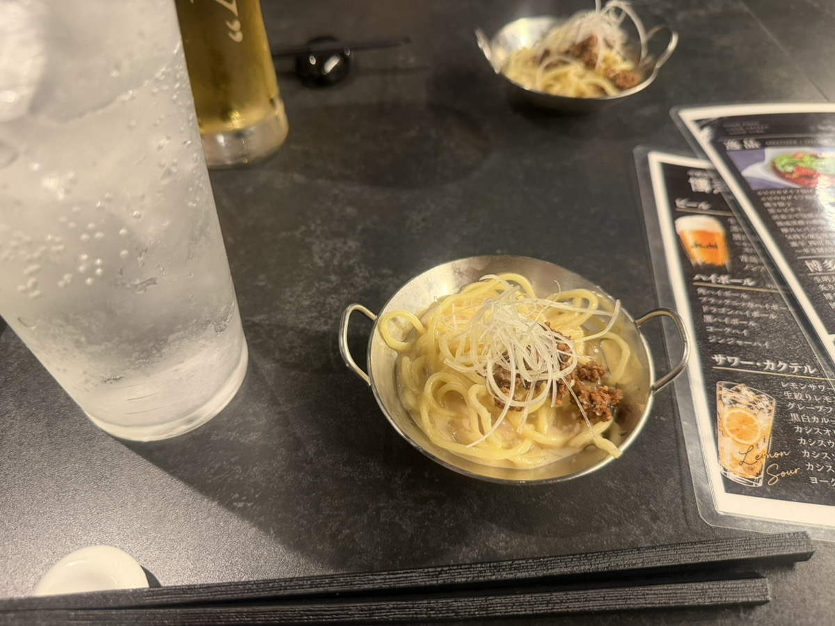 博多黒白 お通しの冷やし豆乳白担々麺